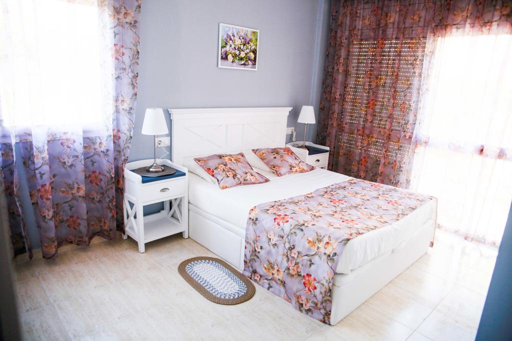Apartments Beach Club يوريت دي مار المظهر الخارجي الصورة